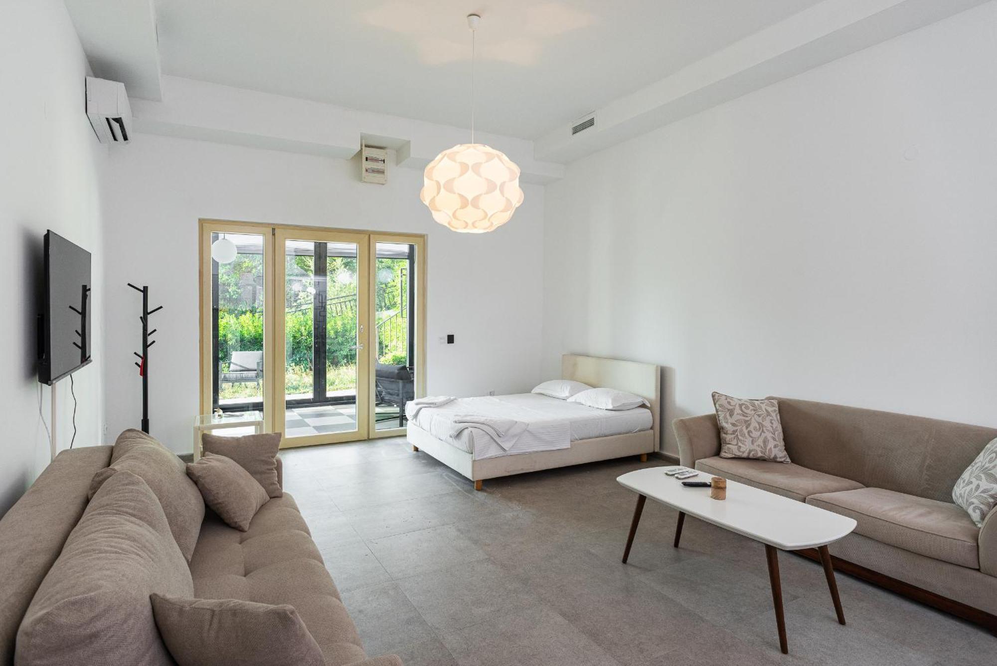 Vertmont Apartments Sveti Stefan Exterior photo